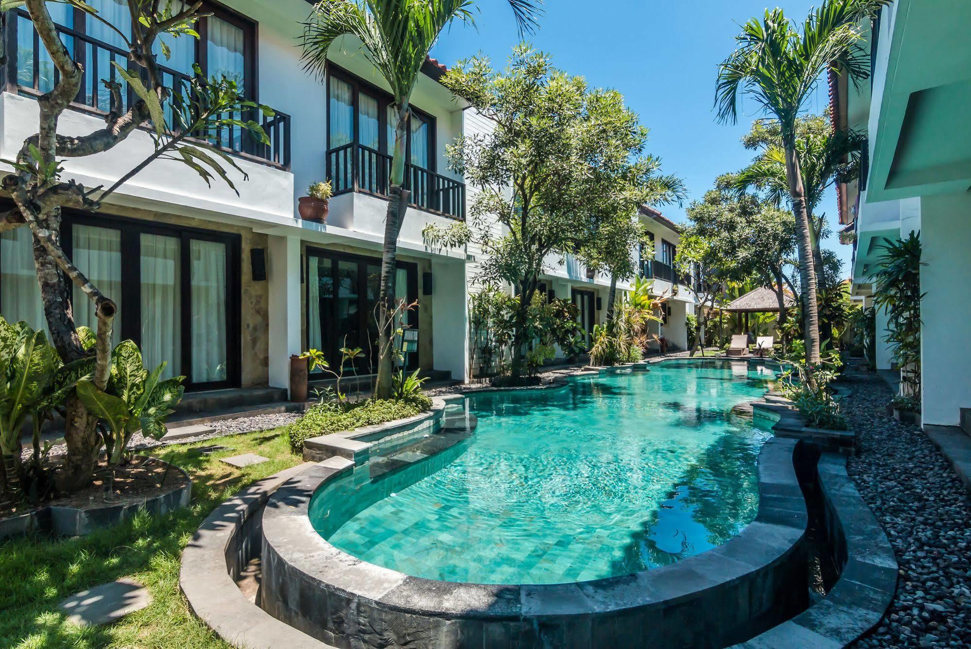 Zen Rooms Dewi Ratih Seminyak Kuta  Exterior photo